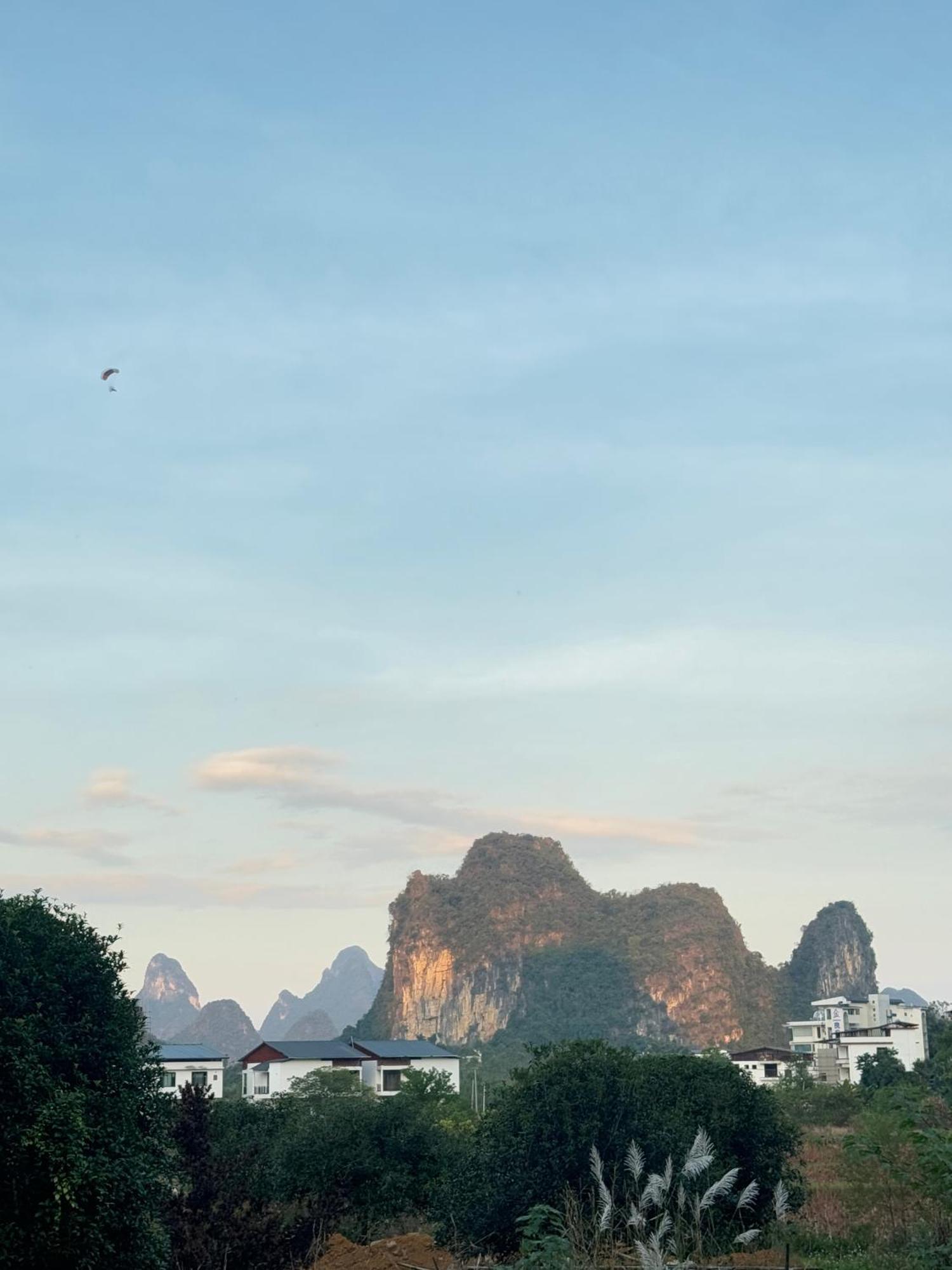 Yangshuo Hillside Homestay Extérieur photo